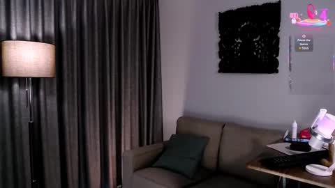 Alice online show from 12-02-25, 01:22