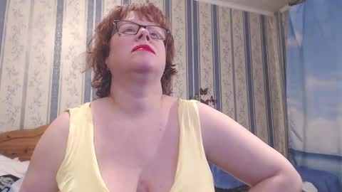 Snapshot of aamarillis chatting on 02-27-25, 08:53 NINA online show from 02-27-25, 08:53