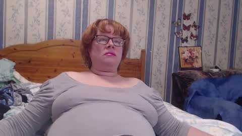 Snapshot of aamarillis chatting on 12-03-25, 06:43 NINA online show from 12-03-25, 06:43