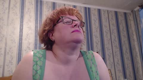 Snapshot of aamarillis chatting on 01-16-26, 06:50 NINA online show from 01-16-26, 06:50