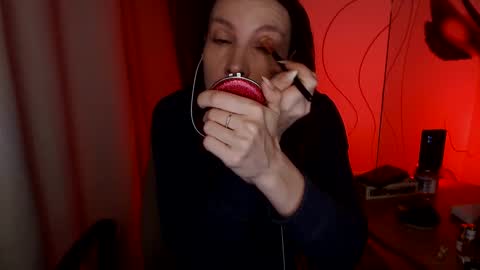 Snapshot of aamazingjoi chatting on 01-14-25, 02:19 Katie online show from 01-14-25, 02:19