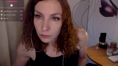 Snapshot of aamazingjoi chatting on 02-10-25, 10:09 Katie online show from 02-10-25, 10:09