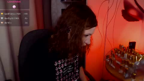 Snapshot of aamazingjoi chatting on 02-11-25, 08:15 Katie online show from 02-11-25, 08:15