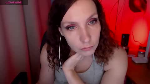 Snapshot of aamazingjoi chatting on 02-16-25, 01:38 Katie online show from 02-16-25, 01:38