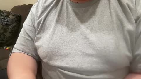 Snapshot of aanngelquezada chatting on 04-05-26, 10:40 aanng online show from 04-05-26, 10:40