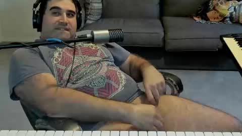 Aaron online show from 08-03-26, 10:35