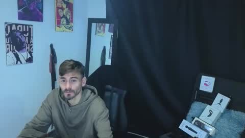 aaron_malikk online show from 04-28-26, 03:44