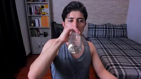 Aaron online show from 12-01-25, 12:15