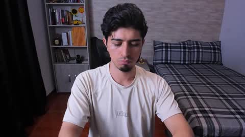 Aaron online show from 12-02-25, 10:05