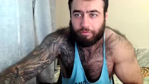 Snapshot of aaron_royal chatting on 07-20-26, 05:11 Davin tayl online show from 07-20-26, 05:11