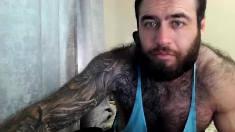 Snapshot of aaron_royal chatting on 07-21-26, 03:53 Davin tayl online show from 07-21-26, 03:53
