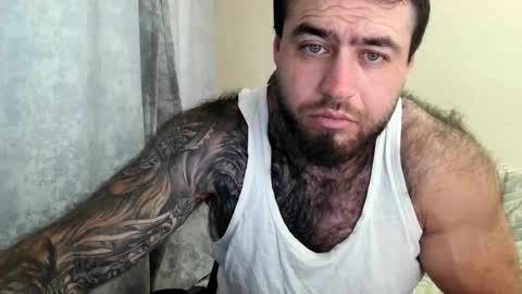 Snapshot of aaron_royal chatting on 07-23-26, 03:04 Davin tayl online show from 07-23-26, 03:04