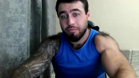 Snapshot of aaron_royal chatting on 07-26-26, 05:31 Davin tayl online show from 07-26-26, 05:31