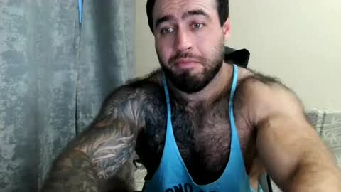 Snapshot of aaron_royal chatting on 07-28-26, 03:54 Davin tayl online show from 07-28-26, 03:54