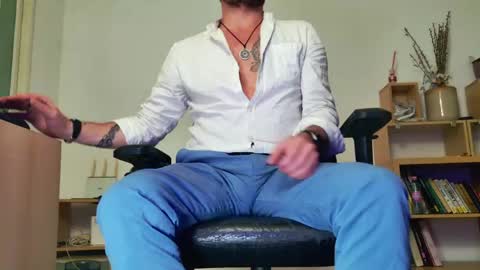 Aaron online show from 04-29-26, 06:36