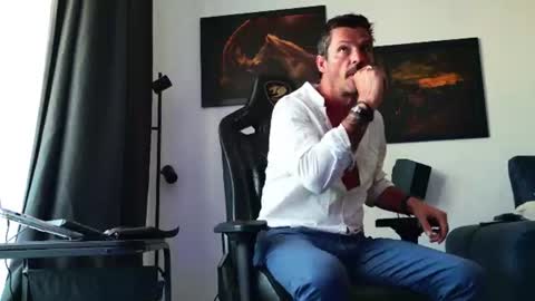 Aaron online show from 07-06-26, 04:09
