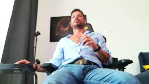 Aaron online show from 07-24-26, 04:10