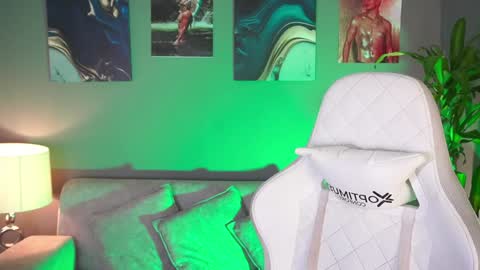 AARON  online show from 01-29-25, 10:16