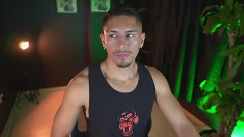 AARON  online show from 04-09-26, 02:22