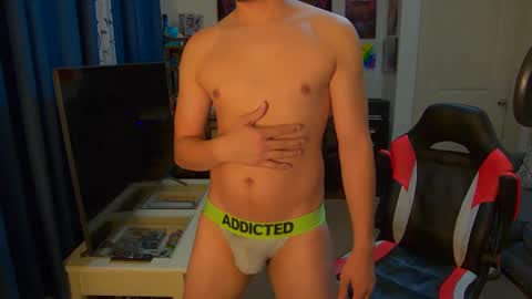 Snapshot of aarong_albertg chatting on 10-03-25, 12:29 ShyGaymerGuy online show from 10-03-25, 12:29