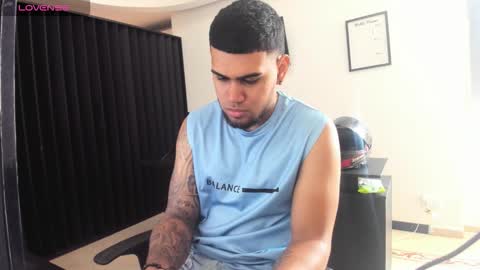 ig aaron hunter123 online show from 03-21-26, 01:58