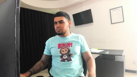 ig aaron hunter123 online show from 03-27-26, 04:18