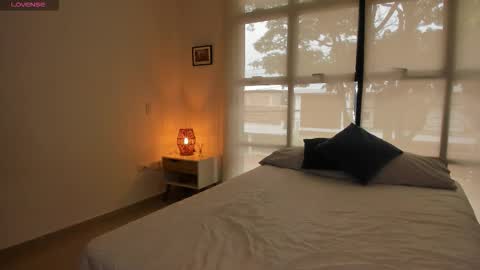 Snapshot of aaronmagnum chatting on 03-06-26, 02:02 Aaron online show from 03-06-26, 02:02