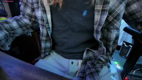 Aaron Skeetman online show from 12-04-24, 06:55