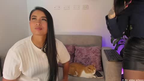 Snapshot of abbey_allen chatting on 01-11-25, 11:35 Abbey IG abby allenn 04 December Online at I will be on vacation dont forget me See you soon online show from 01-11-25, 11:35