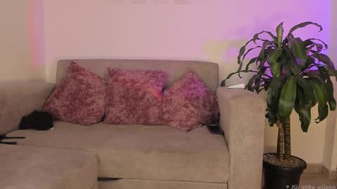 Snapshot of abbey_allen chatting on 02-16-25, 02:53 Abbey IG abby allenn 04 December Online at I will be on vacation dont forget me See you soon online show from 02-16-25, 02:53