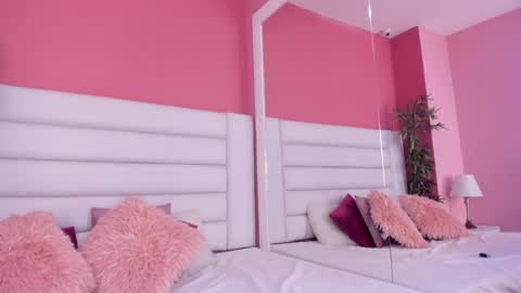 abbey_walker online show from 01-17-25, 03:12