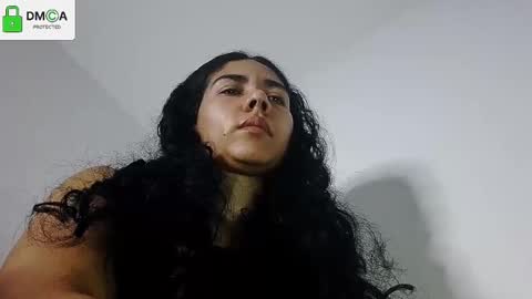 Snapshot of abbi_moon chatting on 12-16-24, 11:55 Martina online show from 12-16-24, 11:55