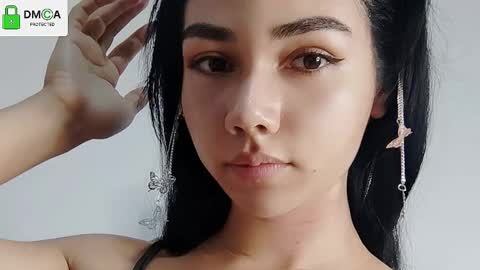 Snapshot of abbi_moon chatting on 01-08-25, 09:21 Martina online show from 01-08-25, 09:21