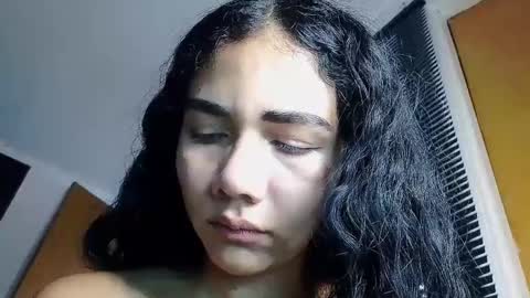 Snapshot of abbi_moon chatting on 01-25-25, 02:14 Martina online show from 01-25-25, 02:14