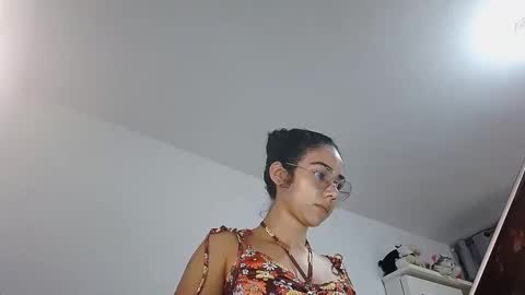 Snapshot of abbi_moon chatting on 02-25-25, 08:30 Martina online show from 02-25-25, 08:30