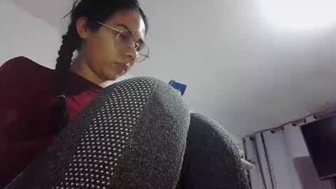 Snapshot of abbi_moon chatting on 02-28-25, 10:30 Martina online show from 02-28-25, 10:30