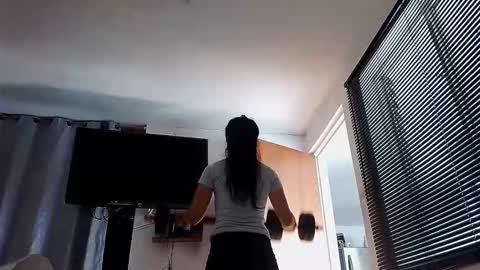 Snapshot of abbi_moon chatting on 03-05-25, 02:45 Martina online show from 03-05-25, 02:45