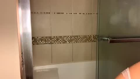 Abbie online show from 01-27-25, 03:15