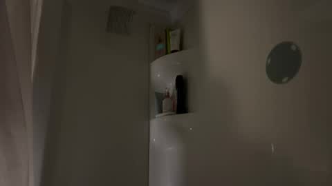 Snapshot of abbienextdoor chatting on 04-21-26, 02:51 Abbie online show from 04-21-26, 02:51