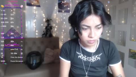 Snapshot of abbiross chatting on 02-13-25, 07:42 Abbi online show from 02-13-25, 07:42