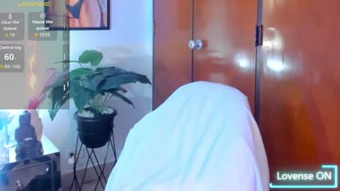 Snapshot of abby_blue01 chatting on 09-16-25, 12:55 abby_blue01 online show from 09-16-25, 12:55