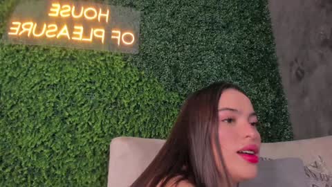 Snapshot of abby_me chatting on 02-06-25, 02:26 A B B Y online show from 02-06-25, 02:26