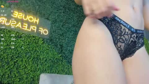 Snapshot of abby_me chatting on 02-10-25, 11:57 A B B Y online show from 02-10-25, 11:57