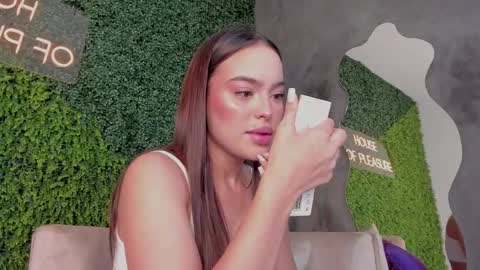 Snapshot of abby_me chatting on 02-20-25, 12:04 A B B Y online show from 02-20-25, 12:04