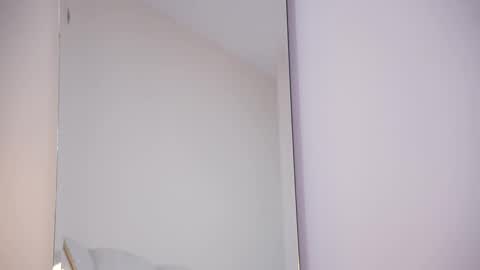 Snapshot of abby_me chatting on 11-11-25, 11:43 A B B Y online show from 11-11-25, 11:43