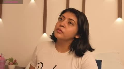 Abbygail online show from 04-28-26, 12:21