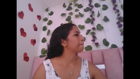 abby_moss_2 online show from 06-06-26, 04:33