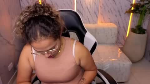 abby_russo_tx online show from 05-06-26, 03:24