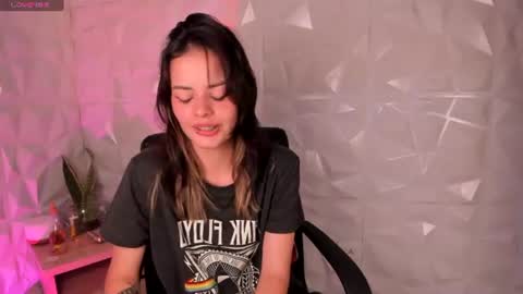 Abby Saenz online show from 06-19-26, 05:17