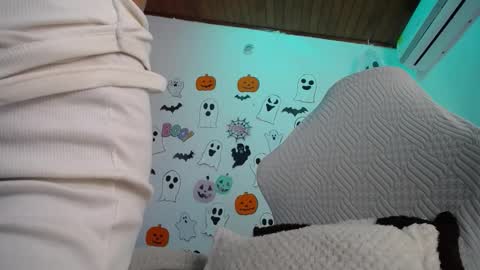 ABBY online show from 10-21-25, 11:22